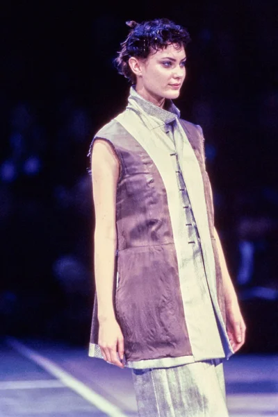 Look 3